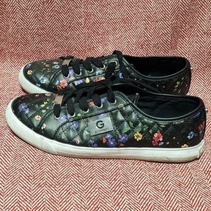 GBG Los Angeles by Guess Black Floral Sneakers Sz 9M